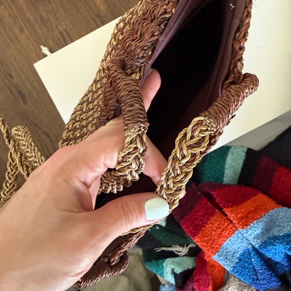 Vintage Woven Brown Tan Raffia Brown Straw Tote Bag - Picture 6 of 7